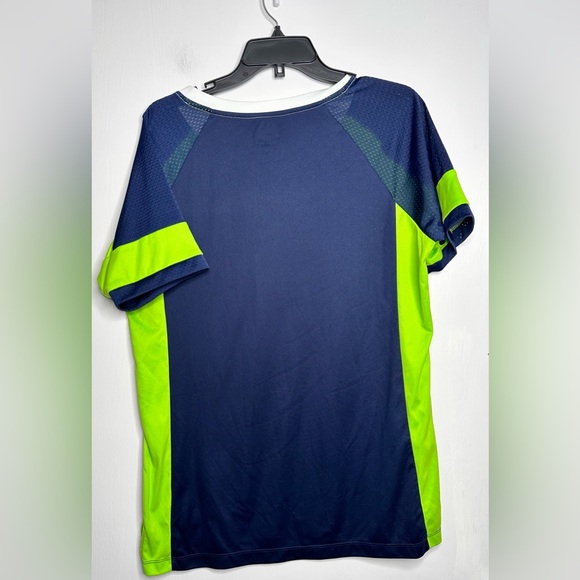 Seattle Seahawks women’s tee.  Size Large - Picture 7 of 7